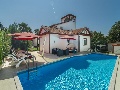 Villa con piscina