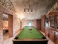 Pool table